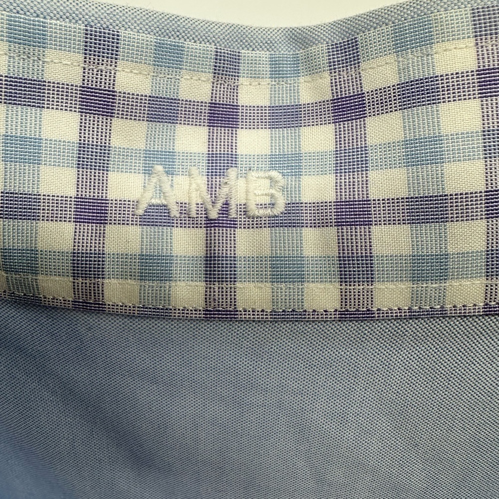 Classic Light Blue Men's Dress Shirt - Picture 2 of 7